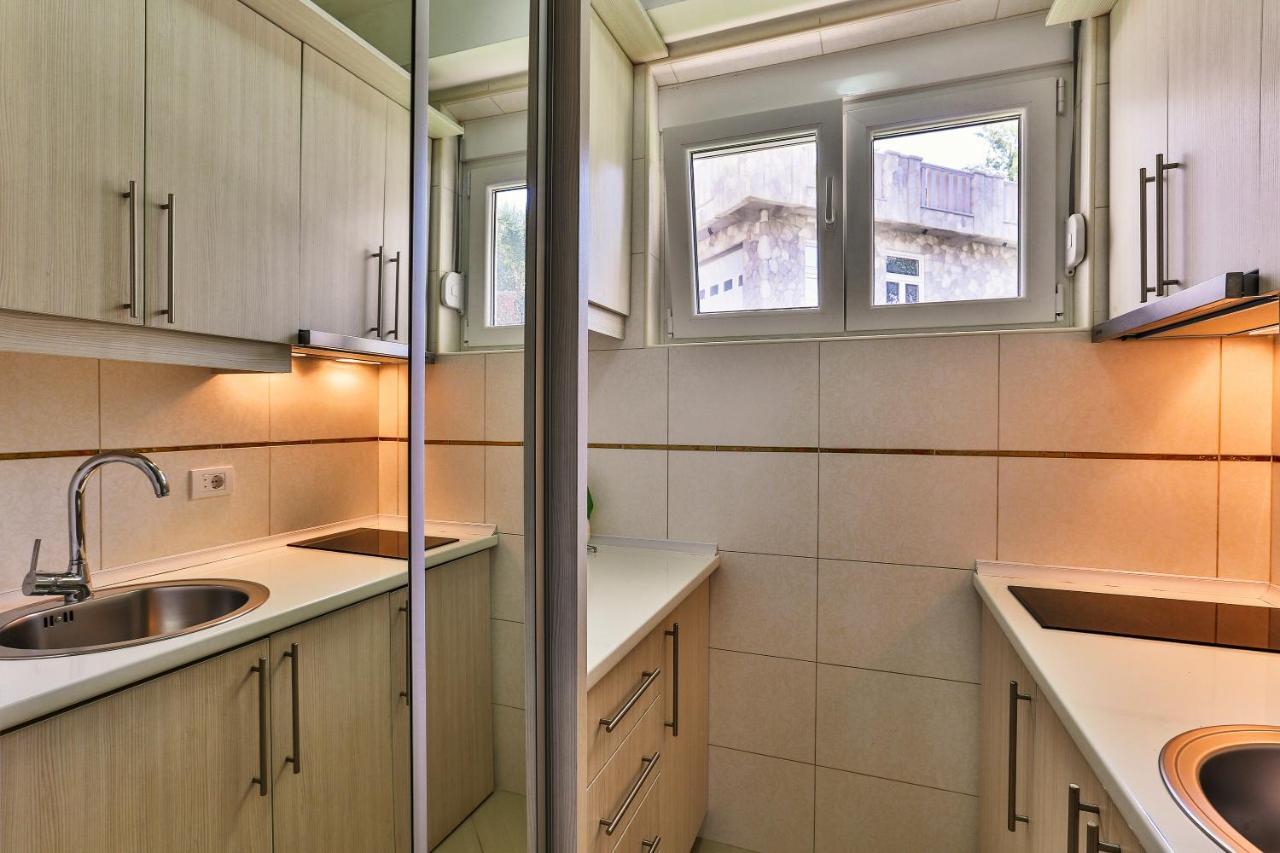 Zelen Lux Apartment Sutomore Exterior photo
