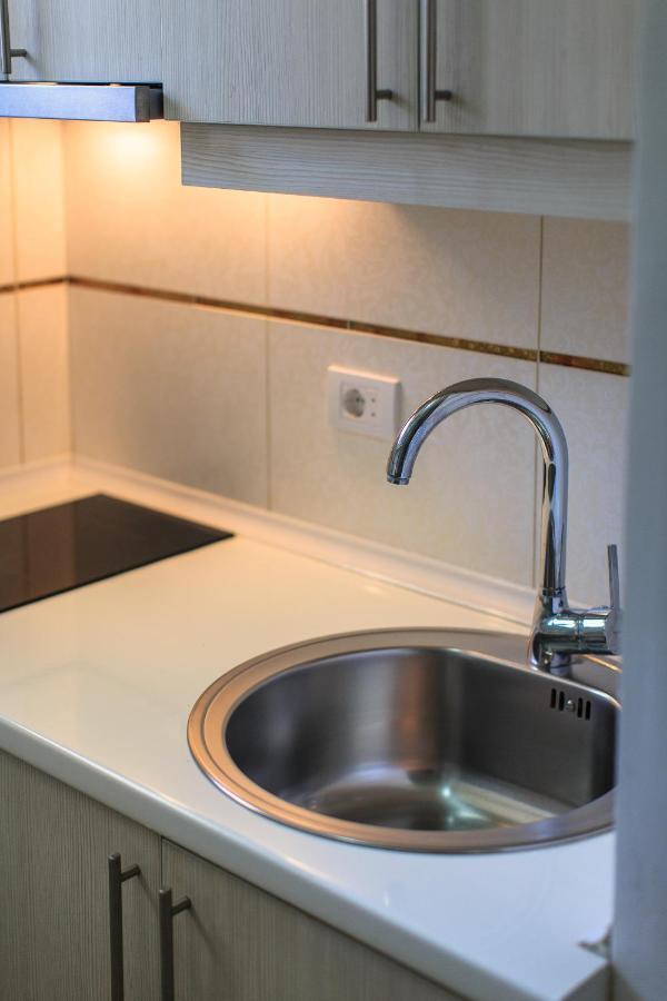 Zelen Lux Apartment Sutomore Exterior photo